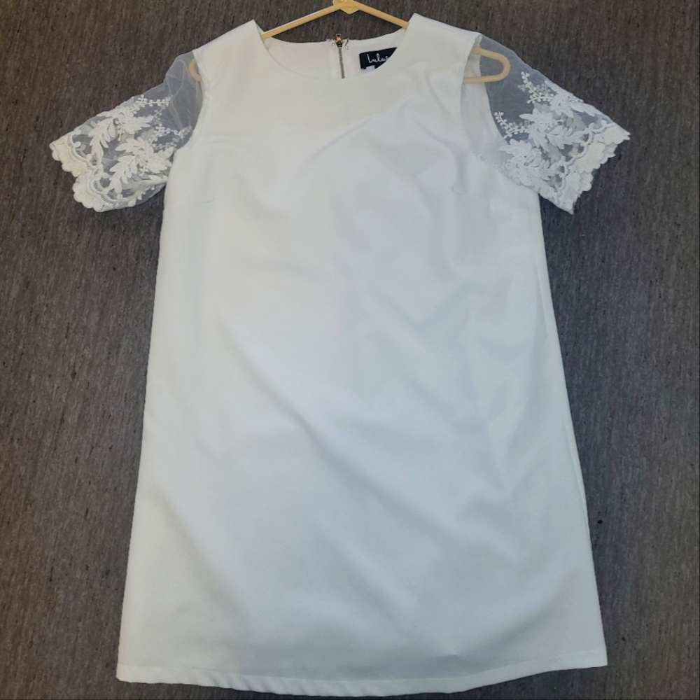Lulu white shift dress